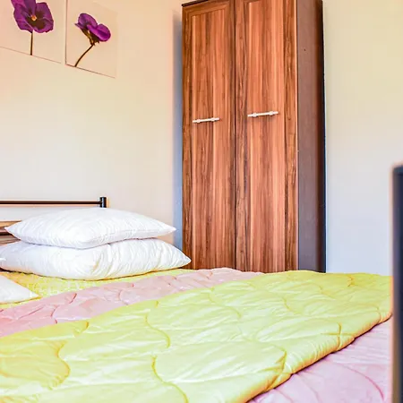 2 Bedroom Cozy In コウォブジェク